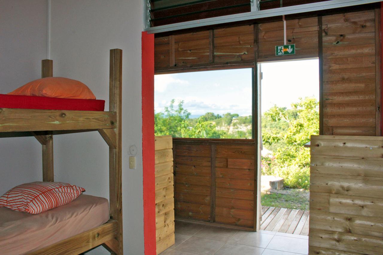 E.Gwada Hostel เลอโกซิเยร์ ภายนอก รูปภาพ