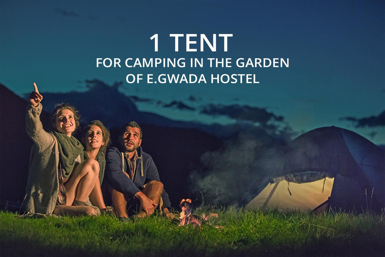 E.Gwada Hostel เลอโกซิเยร์ ภายนอก รูปภาพ